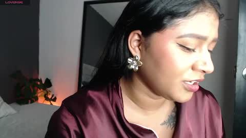 Snapshot of alinakiss_ chatting on 31, 5, 2026 lili online show from 31, 5, 2026