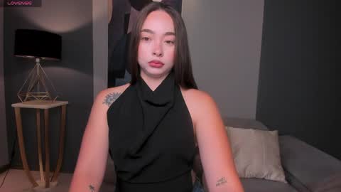 alinakravitz_ online show from 27, 3, 2026