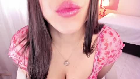 alinaowens online show from 18, 6, 2026