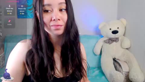 Snapshot of alinaxrose chatting on 3, 12, 2024 AlinaXRose online show from 3, 12, 2024