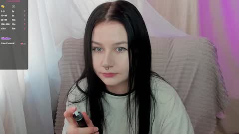 Aline Greeeen online show from 7, 2, 2025