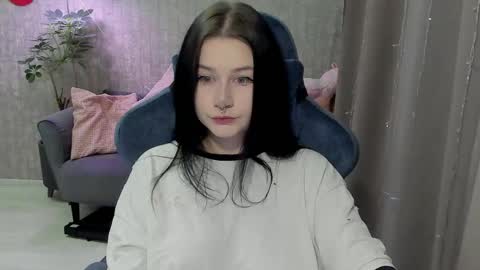 Aline Greeeen online show from 26, 4, 2026