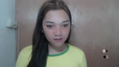 Shanti xhey online show from 3, 2, 2025