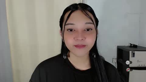 Snapshot of alisa_kiss_ chatting on 14, 12, 2025 Shanti xhey online show from 14, 12, 2025