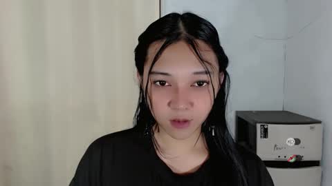 Snapshot of alisa_kiss_ chatting on 15, 12, 2025 Shanti xhey online show from 15, 12, 2025