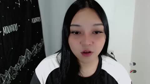 Snapshot of alisa_kiss_ chatting on 9, 3, 2026 Shanti xhey online show from 9, 3, 2026