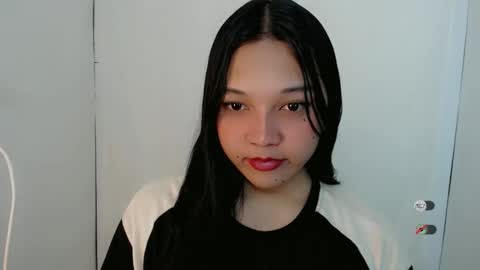 Shanti xhey online show from 8, 4, 2026