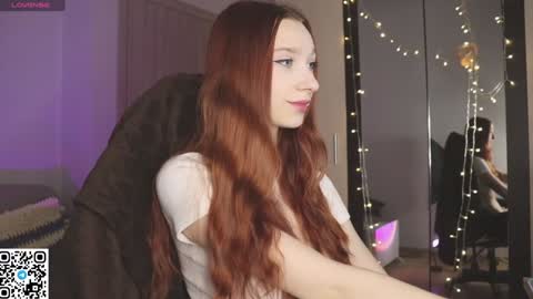 Snapshot of alisaa_01 chatting on 12, 1, 2025 Alice Fansly Alisa01 online show from 12, 1, 2025