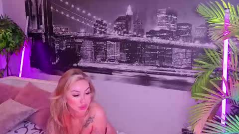 Snapshot of alisha_g chatting on 23, 5, 2026 July online show from 23, 5, 2026
