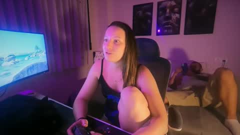 alisha_jonson online show from 12, 5, 2026