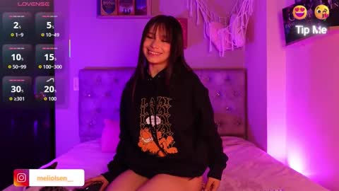 alisha_olsen_ online show from 9, 2, 2026