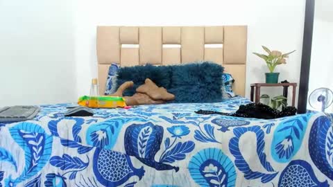 Snapshot of alishagoddes chatting on 5, 1, 2025 Goddess Alisha online show from 5, 1, 2025