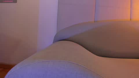           online show from 10, 2, 2025