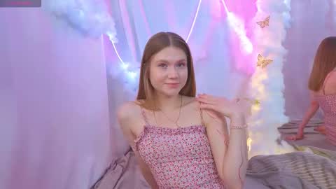 Alisia online show from 10, 10, 2025