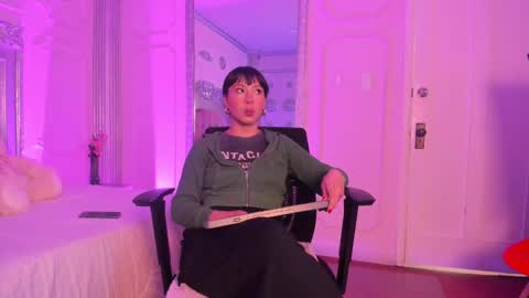 Alison Fishert online show from 6, 1, 2025