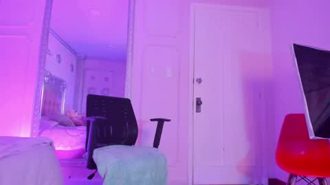 Alison Fishert online show from 6, 3, 2025