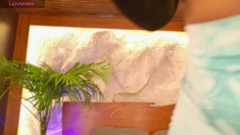 Snapshot of alisoon_moon chatting on 3, 5, 2026 Alison Moon online show from 3, 5, 2026
