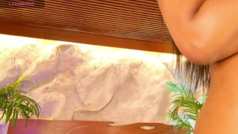 Snapshot of alisoon_moon chatting on 20, 5, 2026 Alison Moon online show from 20, 5, 2026
