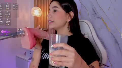 Alissa owens online show from 25, 4, 2026