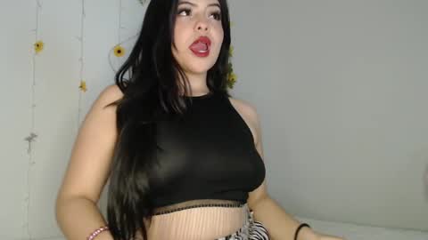 Snapshot of alisson05_m chatting on 7, 3, 2025 Alisson online show from 7, 3, 2025