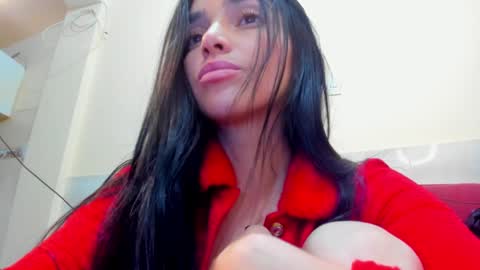 Snapshot of alisson369_ chatting on 7, 1, 2025 Alisson369 online show from 7, 1, 2025