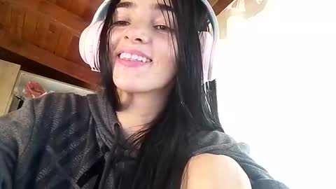 Snapshot of alisson369_ chatting on 5, 2, 2025 Alisson369 online show from 5, 2, 2025