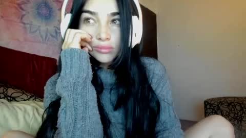 Snapshot of alisson369_ chatting on 12, 9, 2025 Alisson369 online show from 12, 9, 2025