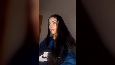 Alisson369  online show from 26, 6, 2026