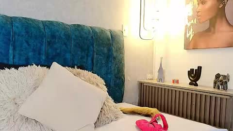 Snapshot of alisson_fox69 chatting on 4, 11, 2025 alisson_fox69 online show from 4, 11, 2025