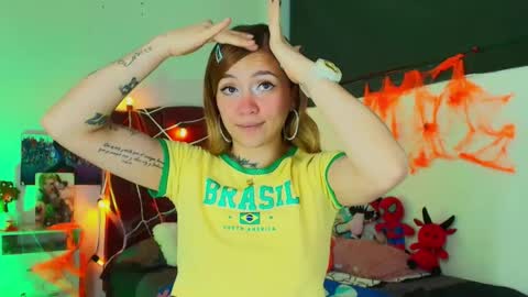 Alisson IG alisson zafiro27 online show from 25, 10, 2025