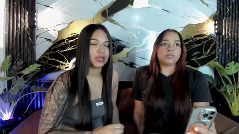   online show from 3, 12, 2025