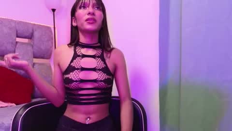alix_kitty_ online show from 4, 12, 2025