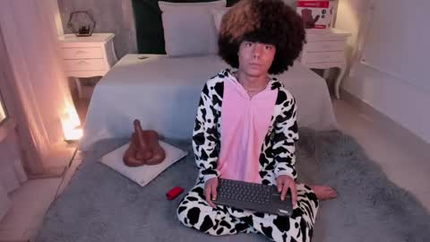  Alexis Etereo  online show from 25, 4, 2026