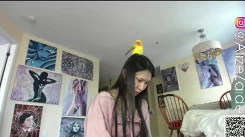 Alize Zaide online show from 22, 4, 2026