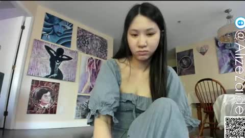 Snapshot of alizezaide chatting on 5, 5, 2026 Alize Zaide online show from 5, 5, 2026