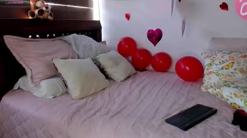 Andrea..... online show from 21, 9, 2025