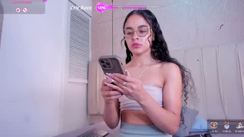 alizza_ online show from 19, 5, 2026