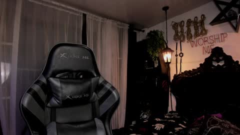 Snapshot of allanhurtss chatting on 3, 12, 2024 online show from 3, 12, 2024