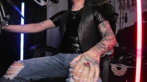 Snapshot of allanhurtss chatting on 26, 12, 2024 online show from 26, 12, 2024