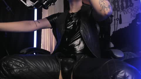 Snapshot of allanhurtss chatting on 26, 12, 2024 online show from 26, 12, 2024