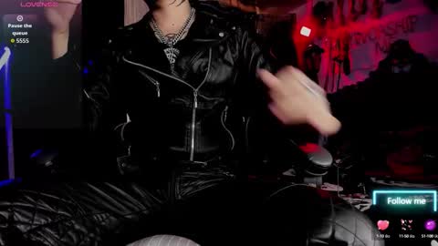 Snapshot of allanhurtss chatting on 30, 9, 2025 online show from 30, 9, 2025