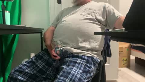 Snapshot of allergictochat chatting on 1, 1, 2025 Allergictolove online show from 1, 1, 2025