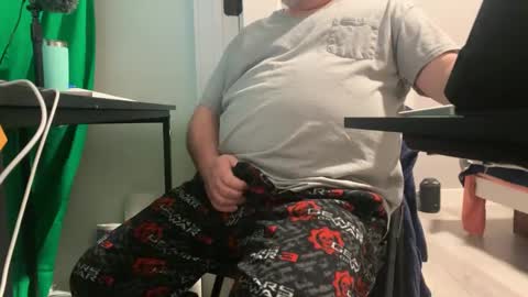 Snapshot of allergictochat chatting on 4, 1, 2025 Allergictolove online show from 4, 1, 2025