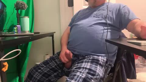 Snapshot of allergictochat chatting on 5, 2, 2025 Allergictolove online show from 5, 2, 2025