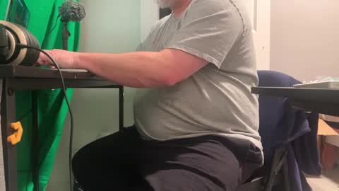 Snapshot of allergictochat chatting on 16, 2, 2025 Allergictolove online show from 16, 2, 2025