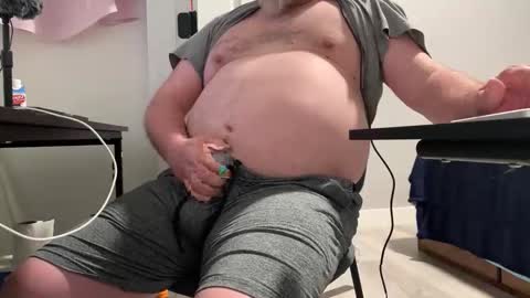 Allergictolove online show from 12, 4, 2026