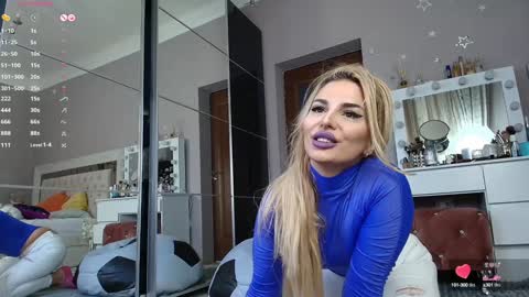 Snapshot of allesya23 chatting on 8, 2, 2025 onlyfansallesya23 online show from 8, 2, 2025