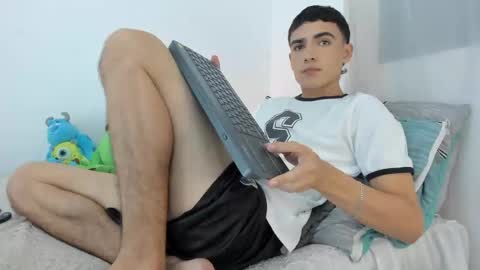 Snapshot of allexserrano chatting on 5, 12, 2024 Allex online show from 5, 12, 2024