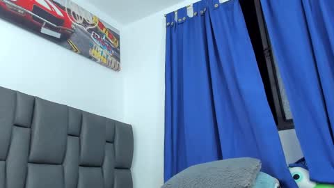 Snapshot of allexserrano chatting on 15, 1, 2025 Allex online show from 15, 1, 2025