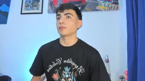 Snapshot of allexserrano chatting on 13, 9, 2025 Allex online show from 13, 9, 2025